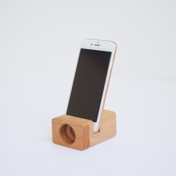 会津の天然木「スマホスタンド＆スピーカー」Aタイプ 2枚目の画像