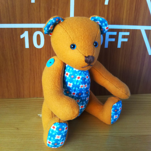 ハンドメイド 小さいテディベア 青目 【公式通販】