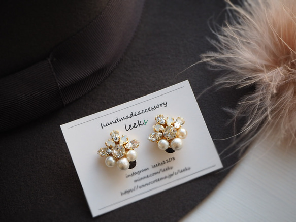 “Bright♡”純棉珍珠和施華洛世奇女士耳環 第1張的照片