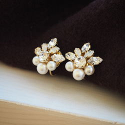 “明亮的♡”棉珍珠和施華洛世奇女士耳環 第2張的照片