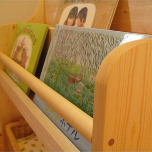 ♪ハンドメイド・絵本棚・みつろうWAX仕上げ♪短納期対応可能です