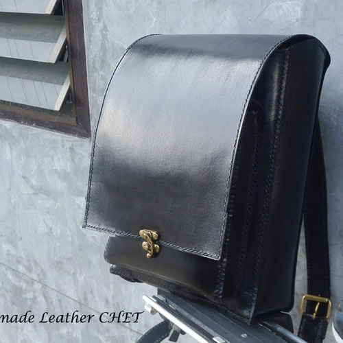 ランドセル型バッグ黒 リュック・バックパック Chet-Leather