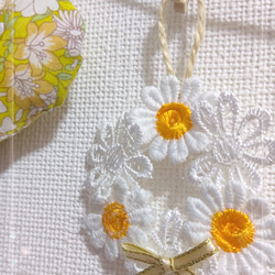 ☆*°春色ガーランド Spring yellow ハートガーランド flowerレース リース•*¨*☆*° 4枚目の画像