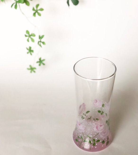 タップリ入るゴブレット&花瓶（ピンクローズ） 1枚目の画像