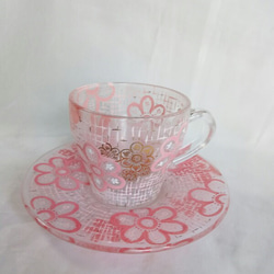 お花のレースのコーラルピンクのカップ＆ソーサー（あたたかいのもOK） 1枚目の画像