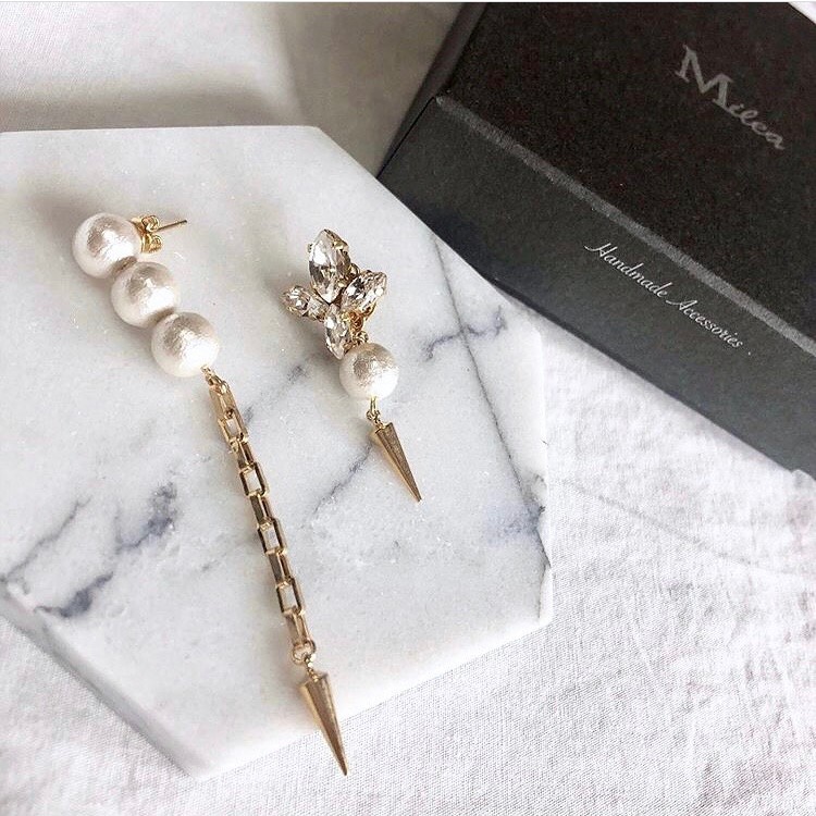 アシンメトリーイヤリング・ピアス