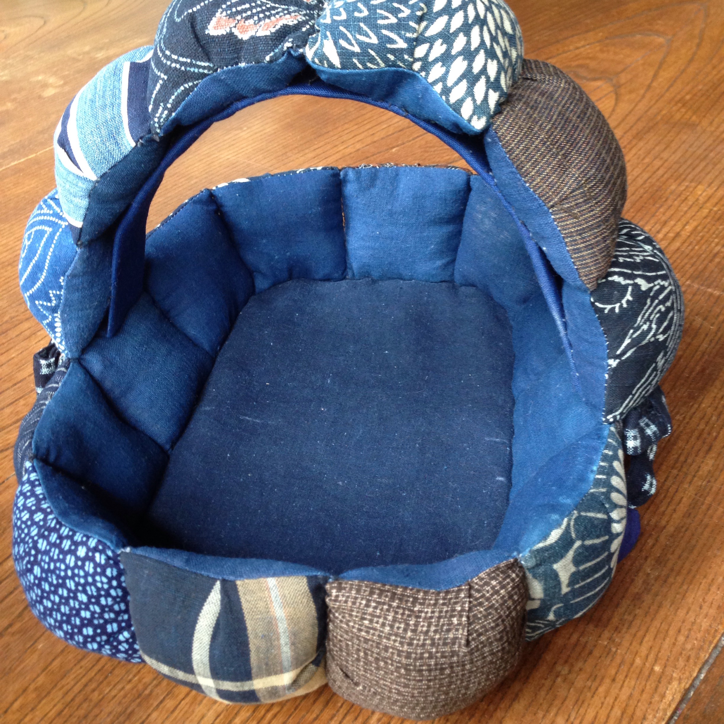 古裂(こぎれ)のパッチワークバスケット 5,600円