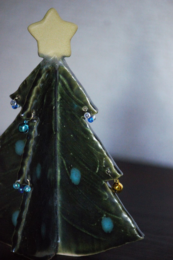 陶製のクリスマスツリー 3枚目の画像
