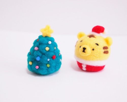 受注製作】クリスマスツリーとまゆとらサンタ 羊毛フェルト クリスマス