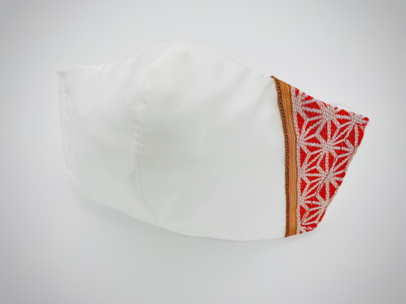 『願衣』 麻の葉（赤）シルクマスク × 畳縁（Tatamiberi） 2枚目の画像