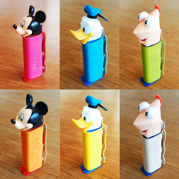 カラフルなレザーPEZ(ペッツ)カバー キーホルダー 革小物bloom