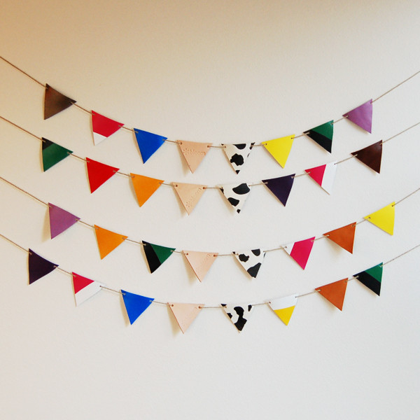 カラフルな小さめレザーガーランド ガーランド 革小物bloom 通販