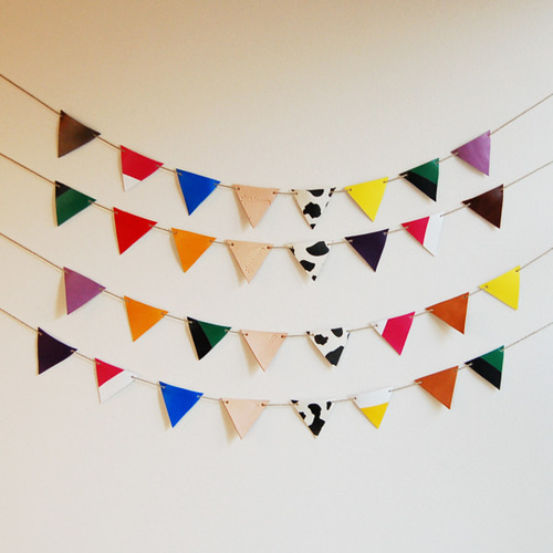 カラフルな小さめレザーガーランド ガーランド 革小物bloom 通販