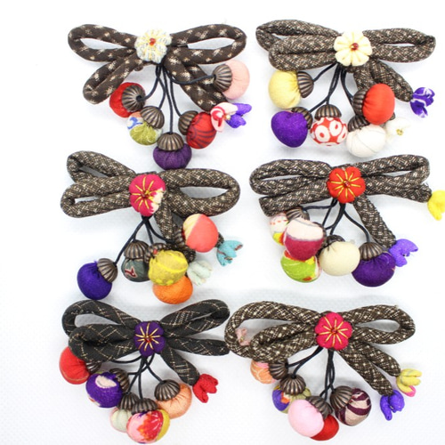 どんぐりです ブローチ三点まとめ どんぐりブローチ BR-109 古布