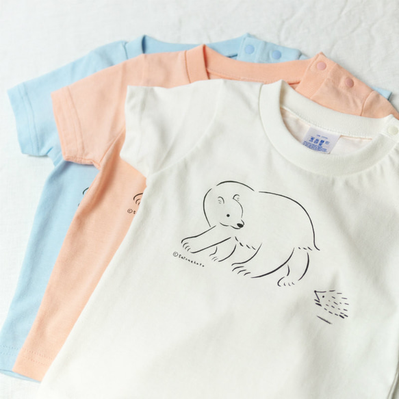 シロクマとハリネズミ HYGGELIG × satonekoto アウトドア キャンプ キッズTシャツ H302 1枚目の画像