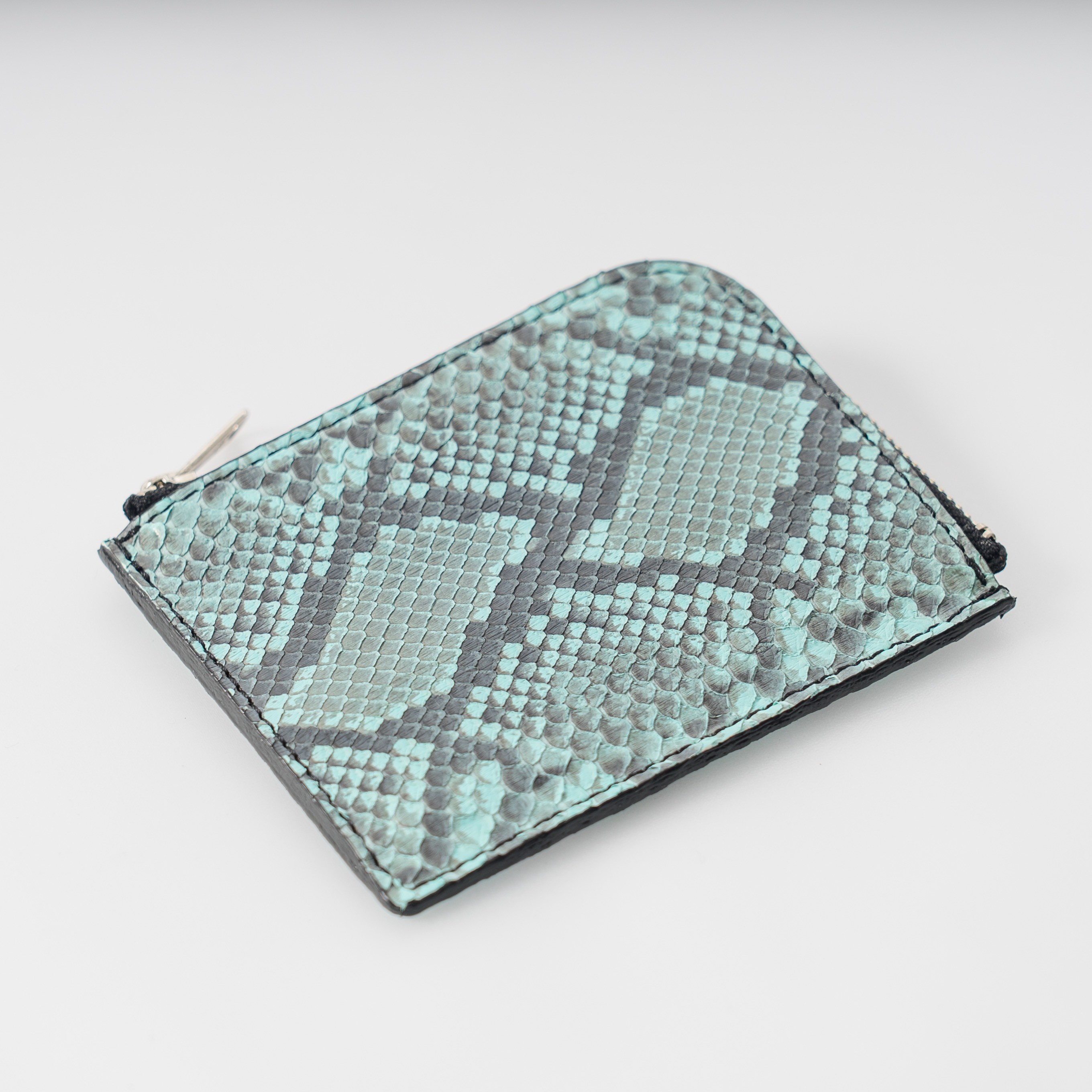 パイソン財布小銭入れ Ｌ字ファスナー 持ち歩きに便利なコンパクト設計【ミント】