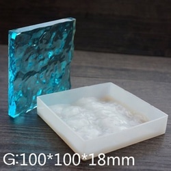 隕石☆の粉入りレジン桜色パーツ 2個セット<深緋色> ギベオン