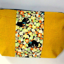 貓和亞麻棉袋鮮花*全尺寸黃色 第2張的照片