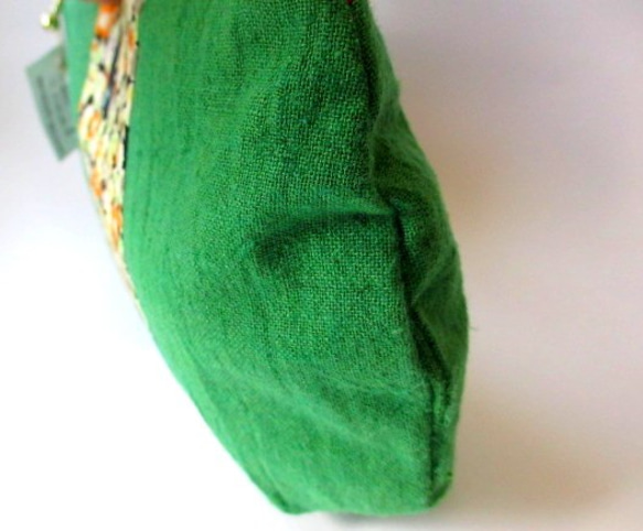 貓和亞麻棉袋鮮花*全尺寸綠色 第4張的照片