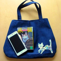 ネコとお花 デニムの手提げバッグ＊ブルー花柄 6枚目の画像