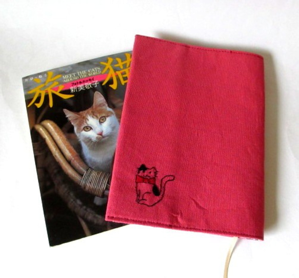 貓刺繡書套粉紅*黑貓 第5張的照片
