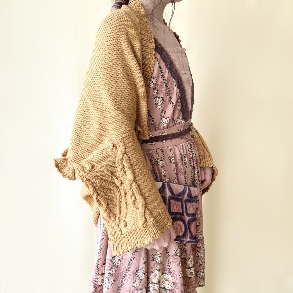 150色＊推し色で作るフリルのゆるシルエットカーディガン＊手編み・機械編みニット＊送料無料