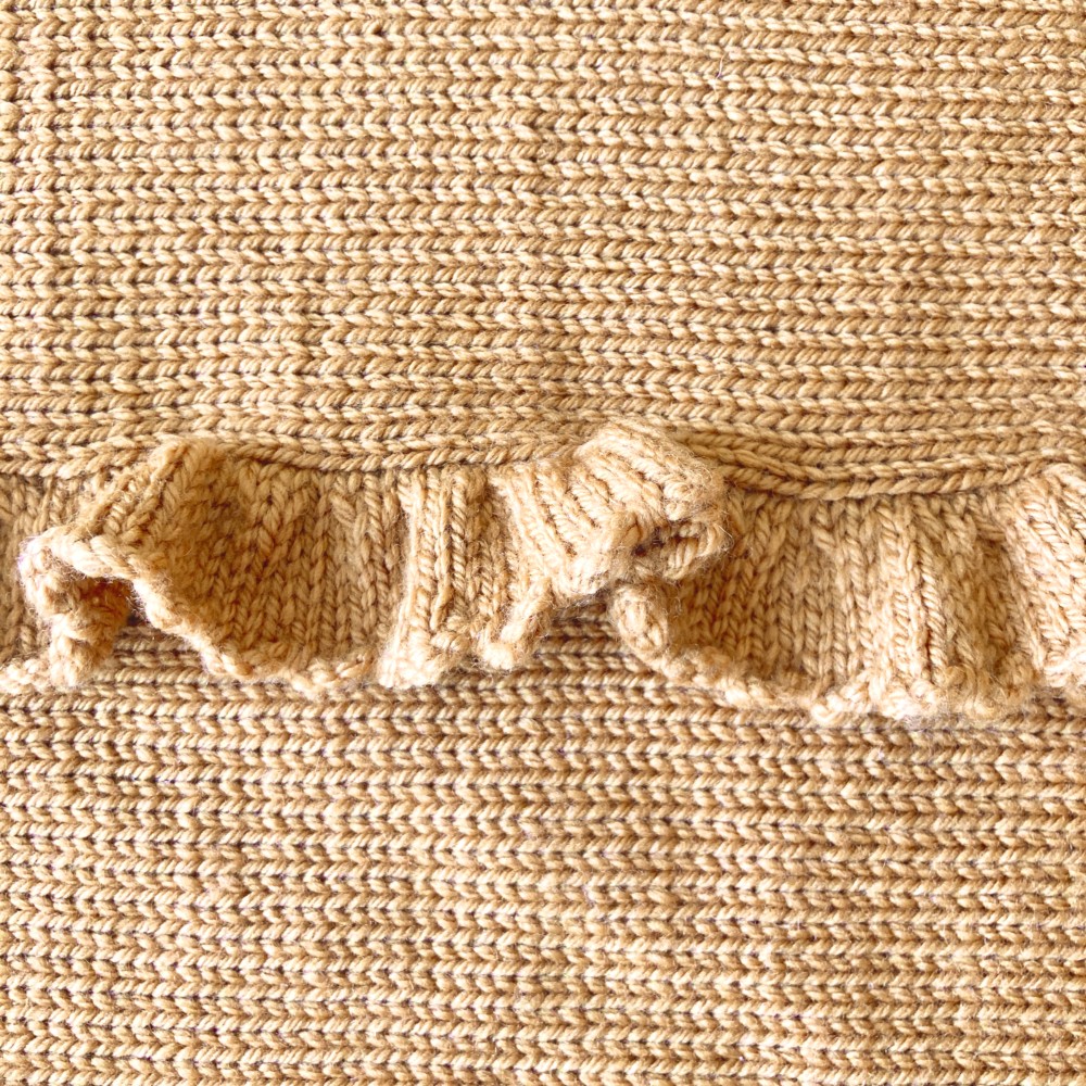 150色＊推し色で作るフリルのゆるシルエットカーディガン＊手編み・機械編みニット＊送料無料