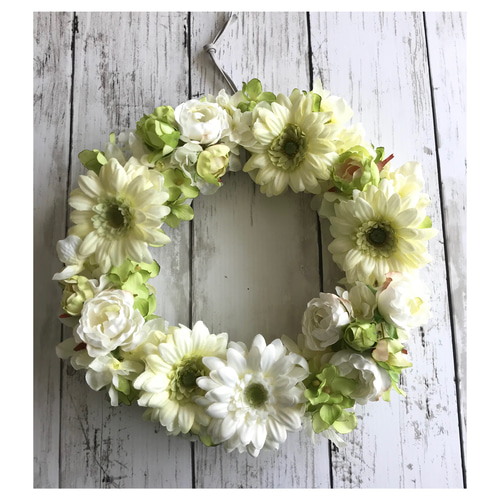 ホワイト×グリーン ガーベラのリース アートフラワー ブルーデイジー  