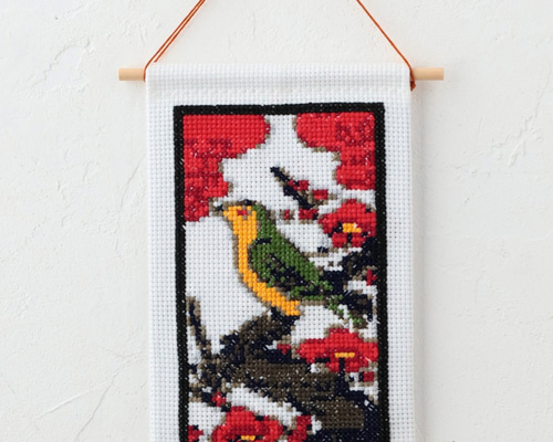 和風 タペストリー【花札のタペストリー】ハンドメイド　刺繍　 アップリケ　古布 0_527209ce125fc8db7b329918bfcd