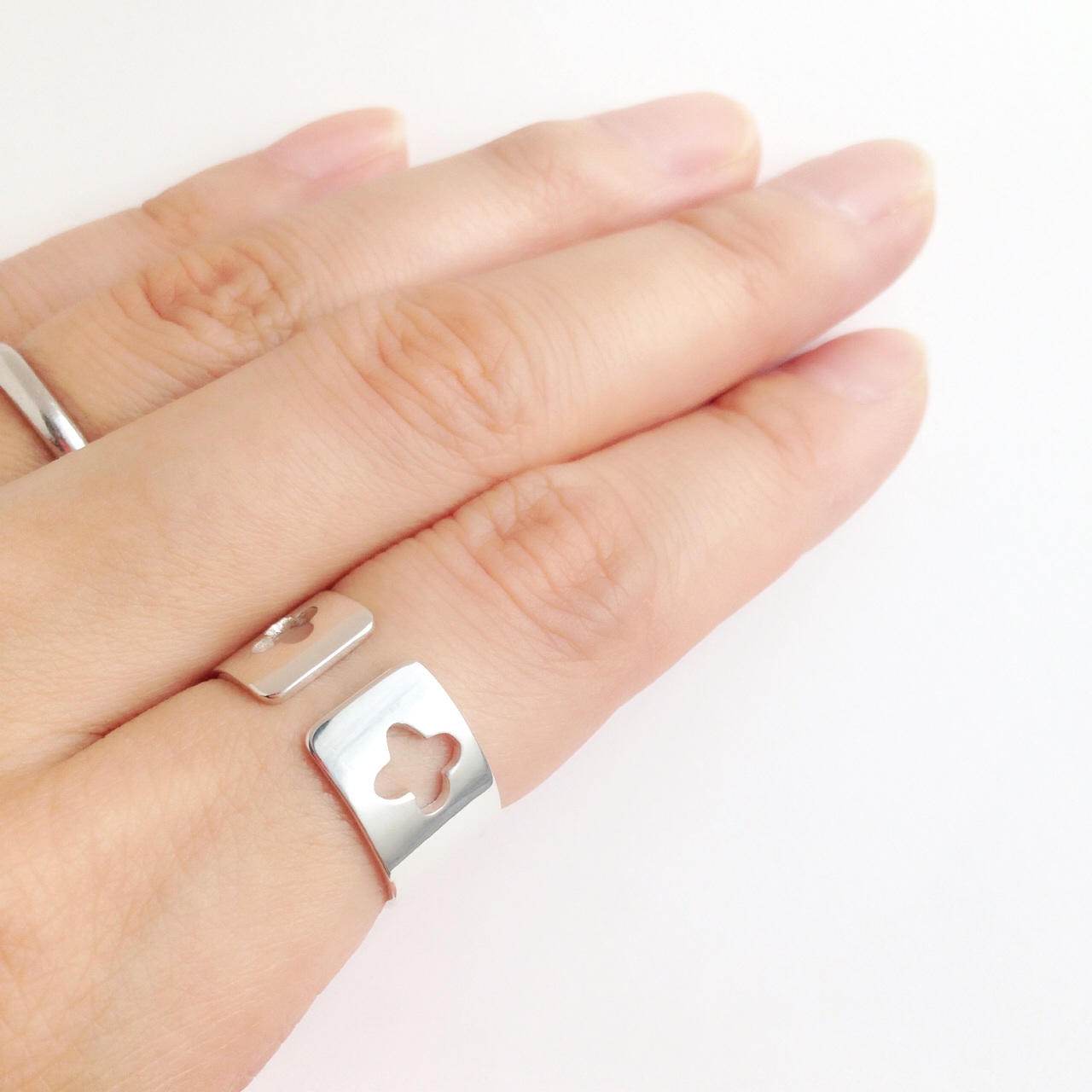 【受注製作】リング／シルバー フラワーデザイン　※７−２０号