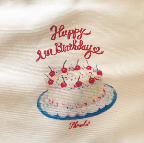 "Happy Un Birthday" ケーキプリントトートバッグ / ホワイト 2枚目の画像