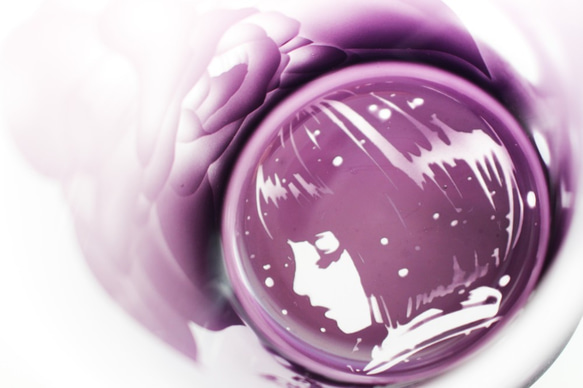 「ゆき」椿と雪（横山夢切り絵作品より）　オールド　ロックグラス　紫 1枚目の画像