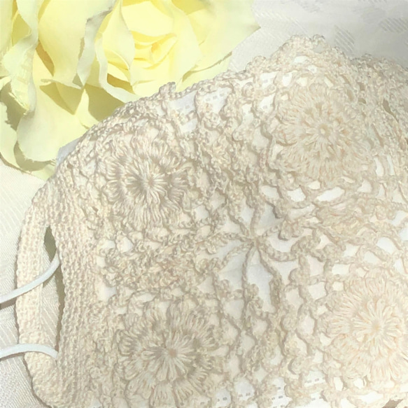 再販、そして改良しました！✿お花のモチーフ手編みマスクカバー　コットン１００%　繊細レース編み　 6枚目の画像