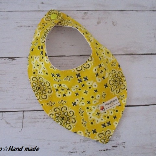 リバーシブル 赤ちゃんバンダナスタイ スクエアバンダナ柄 イエロー  