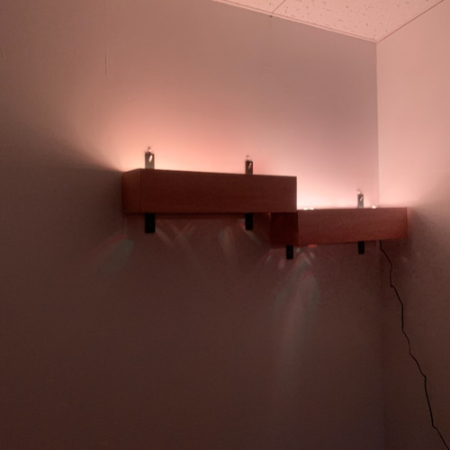 木製壁掛けLED間接照明】幻想的な光と影のコントラストを気軽に楽しめ