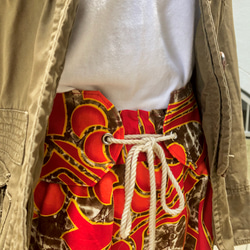 ウエストすっきり半円サーキュラースカート【情熱のアフリカンバティック】ベルト付き 2枚目の画像