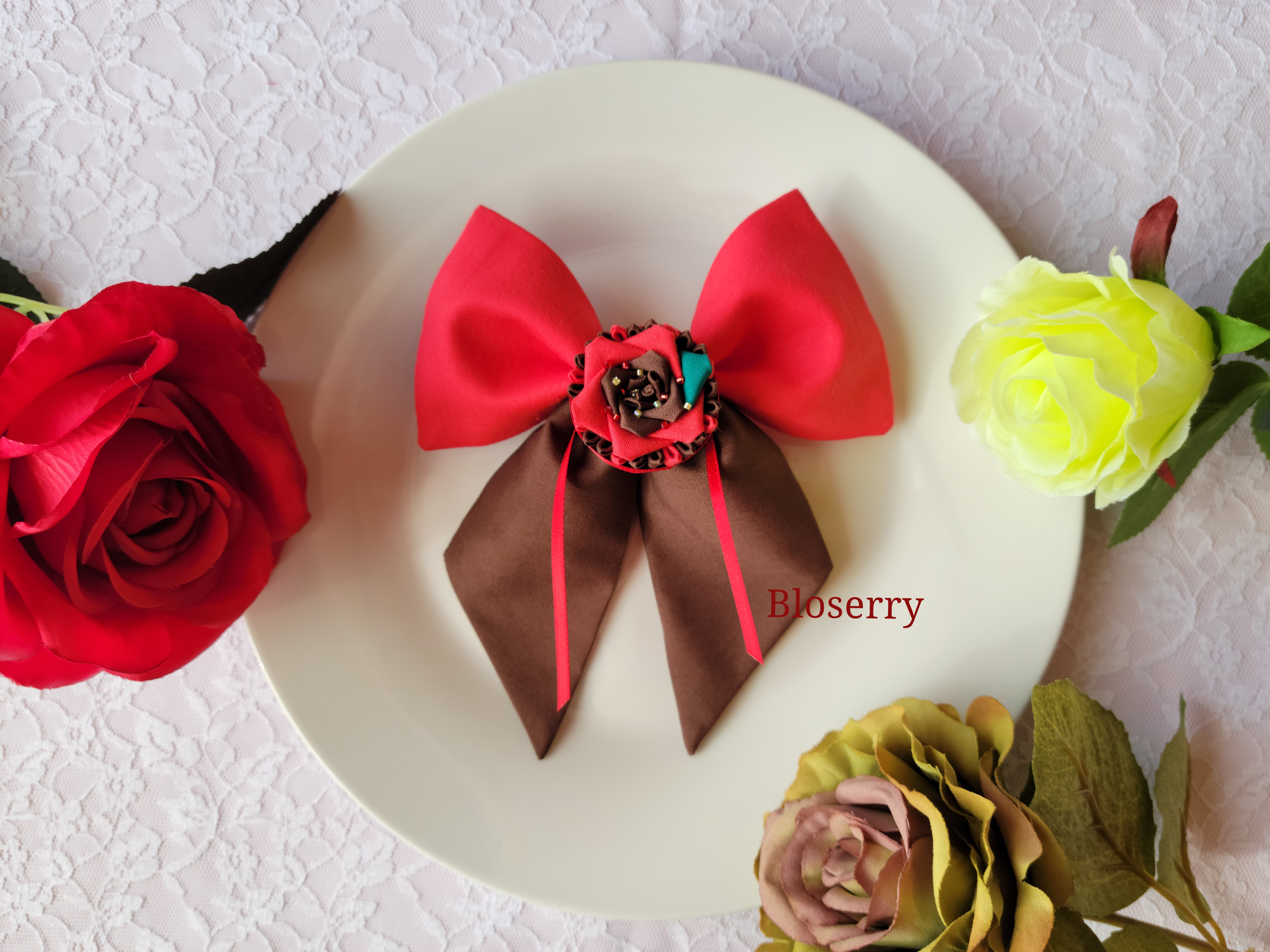 りんごのタルトリボン　りんごと茶色のタルト　クリップ横