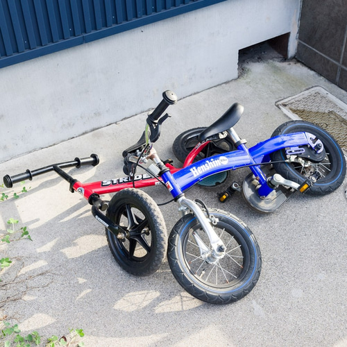 アイアン キックバイクスタンド 文字入れ可能 へんしんバイク用 アイアン キックバイクスタンド 文字入れ可能 へんしんバイク用