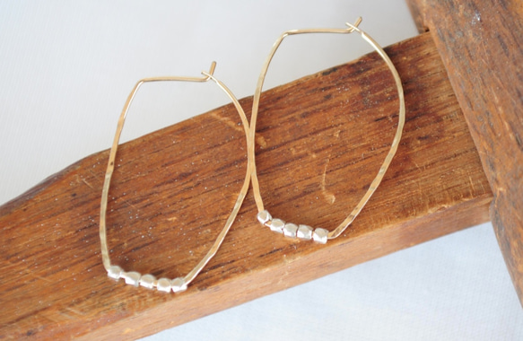 k14gf 管狀方形耳環 第1張的照片