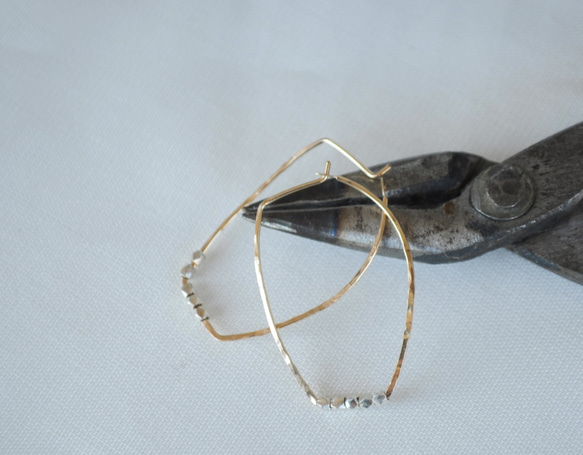 k14gf 管狀方形耳環 第3張的照片