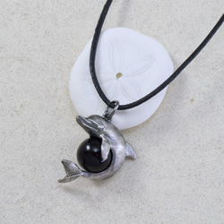 海豚球吊墜 Morion with leather cord necklace 第1張的照片