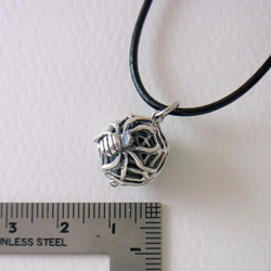 Spider ball pendant Eagle Eye strap Necklace 第3張的照片