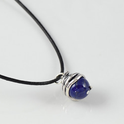 Snake ball pendant lapis lazuli leather cord necklace 第4張的照片