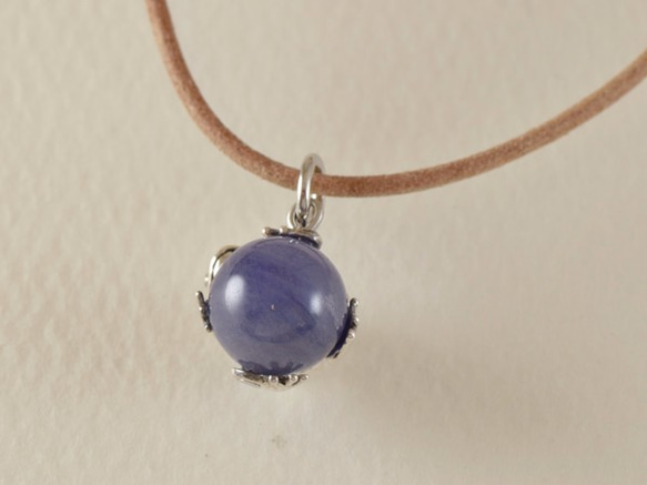 Frog ball pendant tanzanite leather cord necklace 第2張的照片