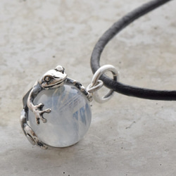 Silver925 カエルペンダント(シトリン) Silver925 カエルペンダント(シトリン)