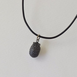 Hedgehog ball pendant blue race leather cord necklace 第3張的照片