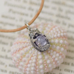 Hedgehog ball pendant kunzite leather cord necklace 第1張的照片