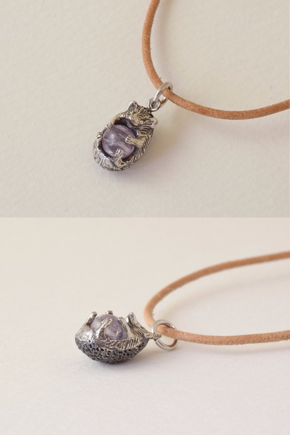 Hedgehog ball pendant kunzite leather cord necklace 第2張的照片