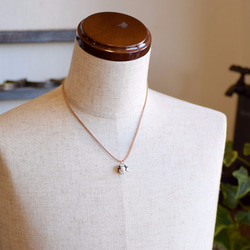 Panda ball pendant Pearl leather cord necklace 第5張的照片