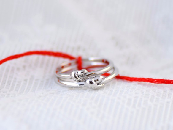 二人の縁を結ぶ結婚指輪　レディースサイズ　Pt900 1枚目の画像